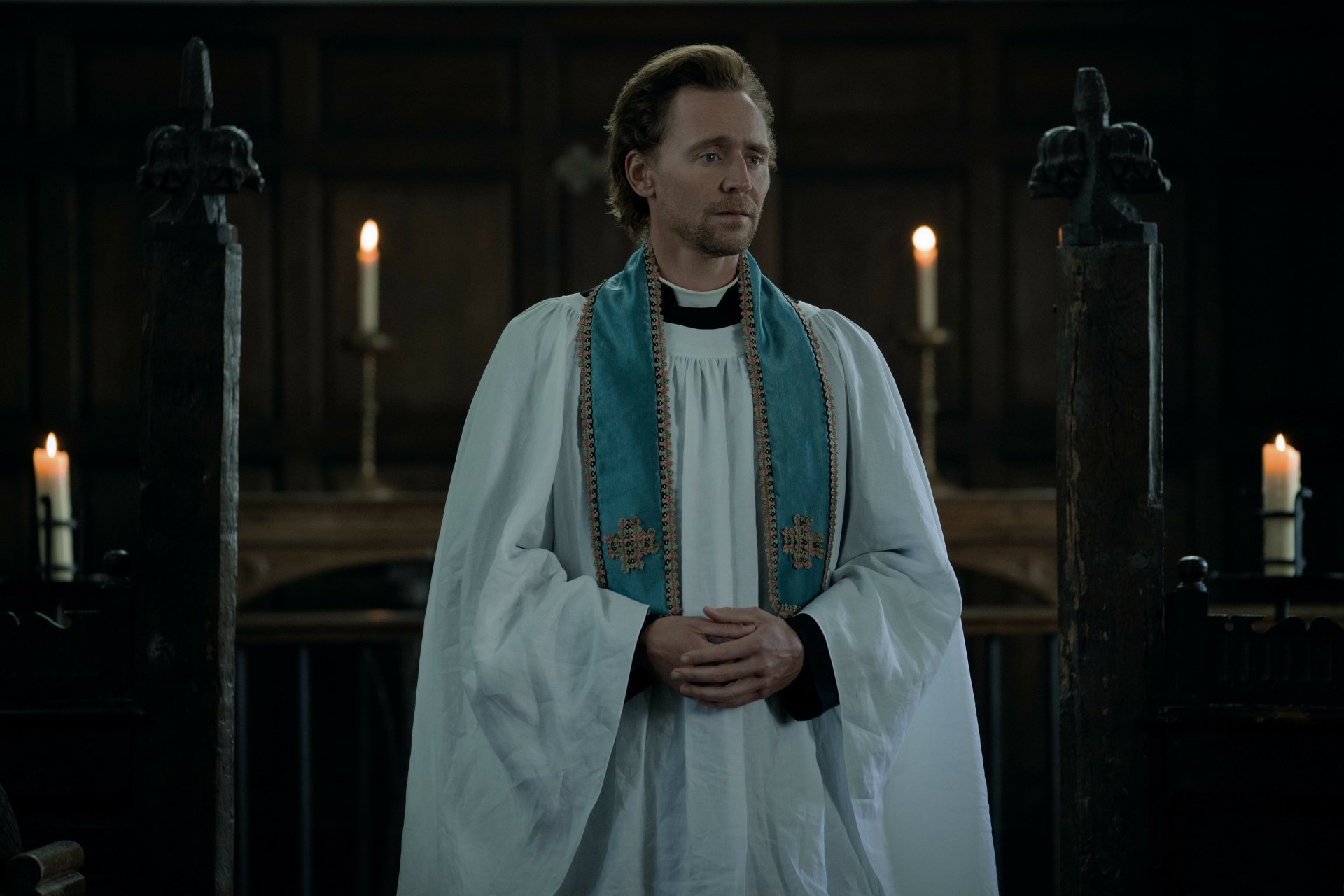 Download Tom Hiddleston TV Show The Essex Serpent 4k Ultra HD Wallpaper