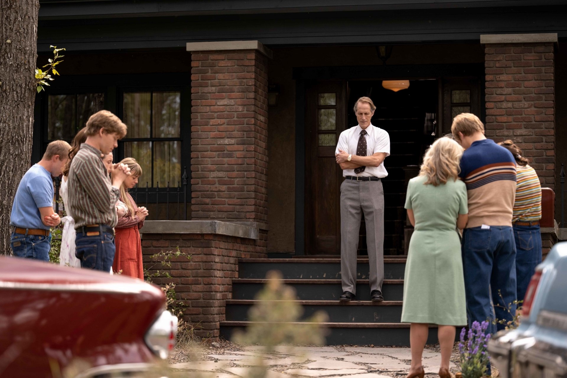 Download TV Show Under The Banner Of Heaven HD Wallpaper