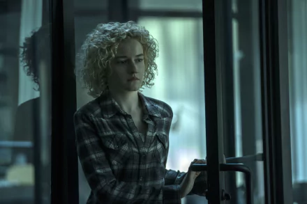 Julia Garner TV Show Ozark HD Desktop Wallpaper | Background Image
