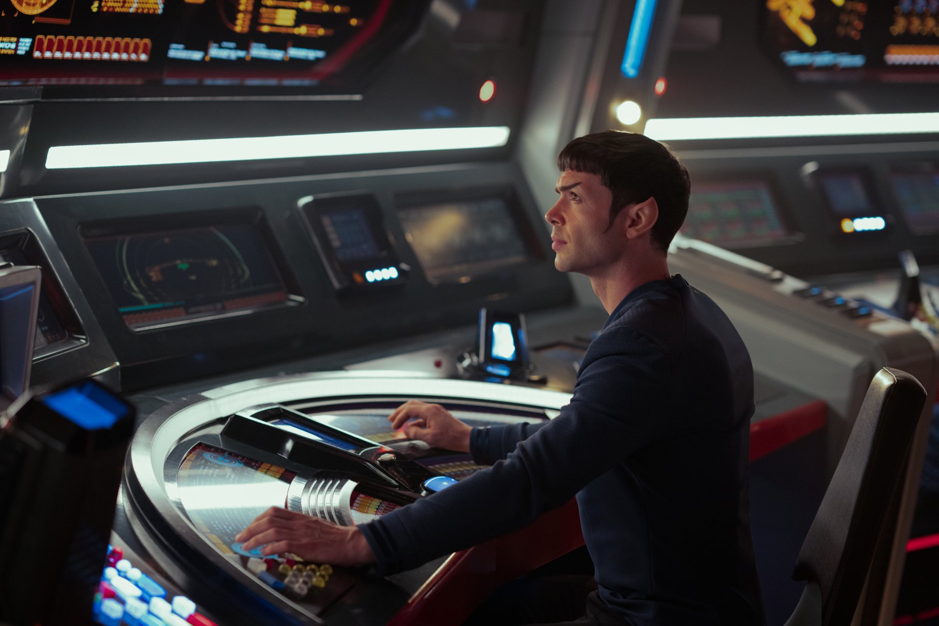 Download Spock Ethan Peck TV Show Star Trek: Strange New Worlds HD Wallpaper
