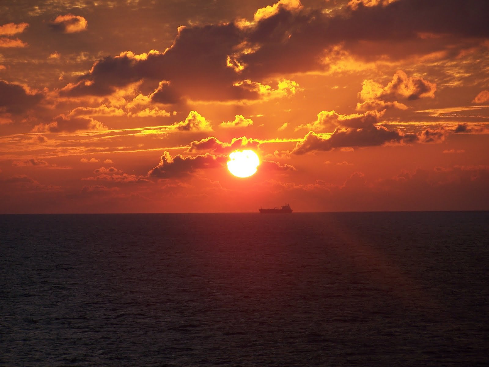 Download Nature Sunset Wallpaper | 1600x1200 | Wallpaper Abyss