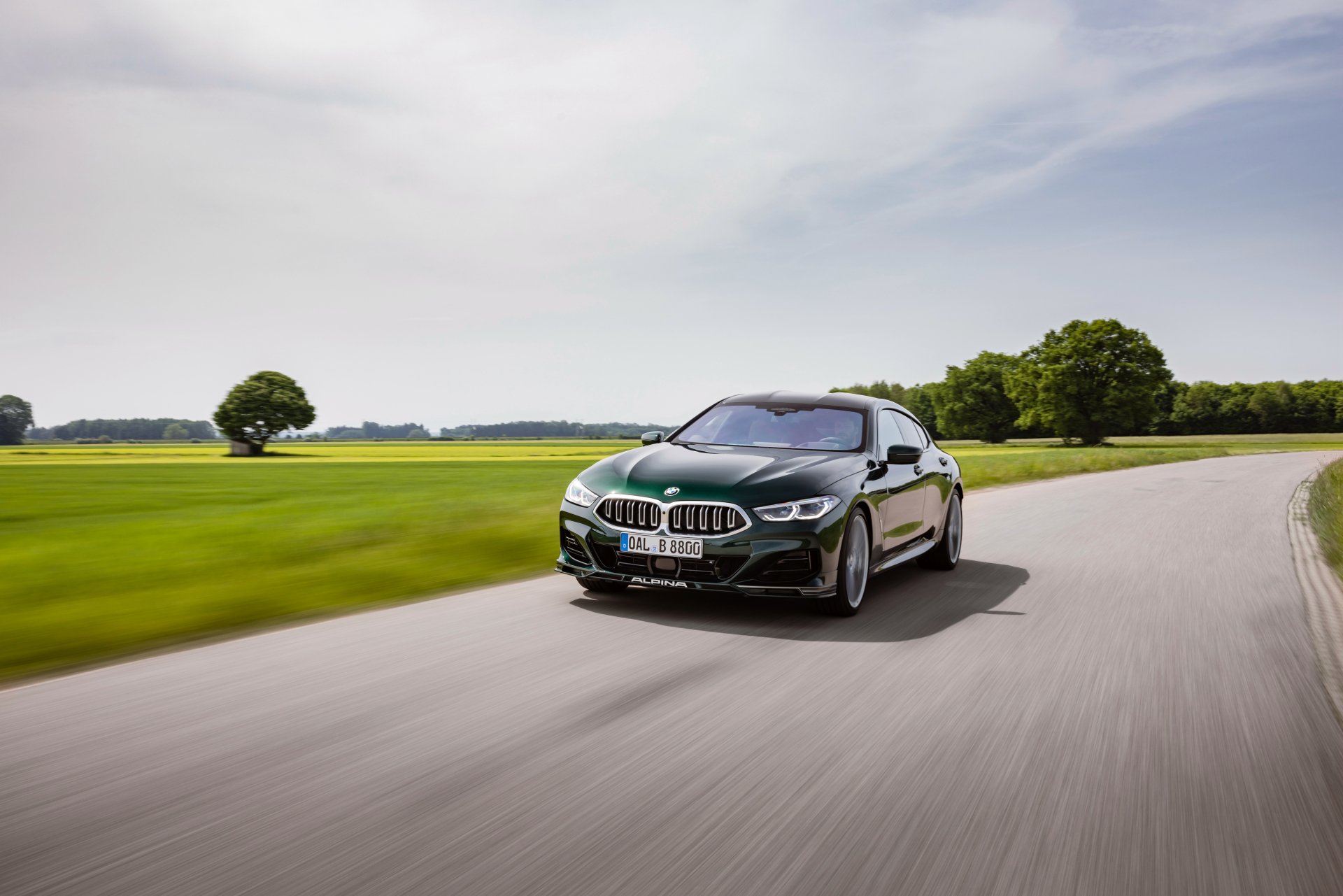 Download Vehicle BMW 8 Series 4k Ultra HD Wallpaper