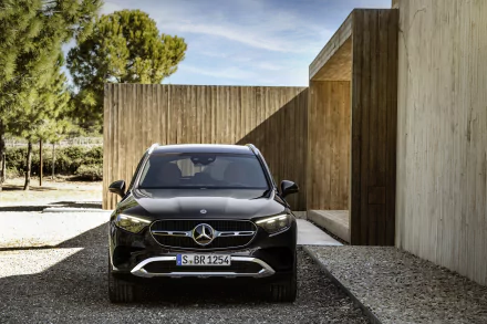  Mercedes-Benz GLC 300 4MATIC Avantgarde