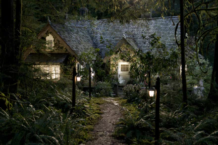  Bella and Edward's Cottage