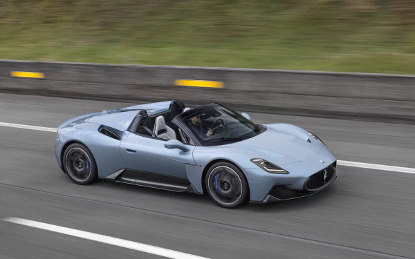  Maserati MC20 Cielo