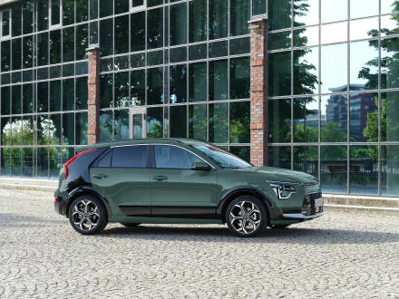 vehicle Kia Niro HD Desktop Wallpaper | Background Image