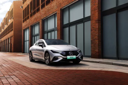  Mercedes-Benz EQE 350 AMG Line