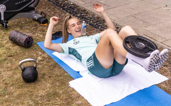 workout athlete German soccer Sophia Kleinherne Sports HD Desktop Wallpaper | Background Image