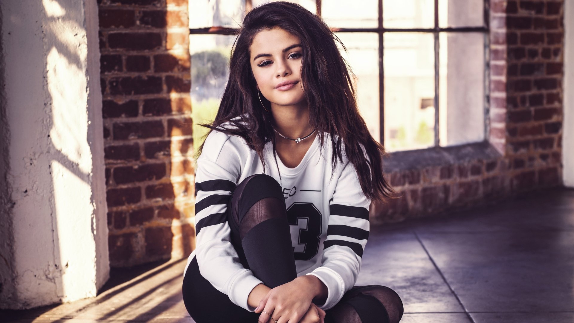 Download American Latina Singer Actress Music Selena Gomez 8k Ultra HD Wallpaper