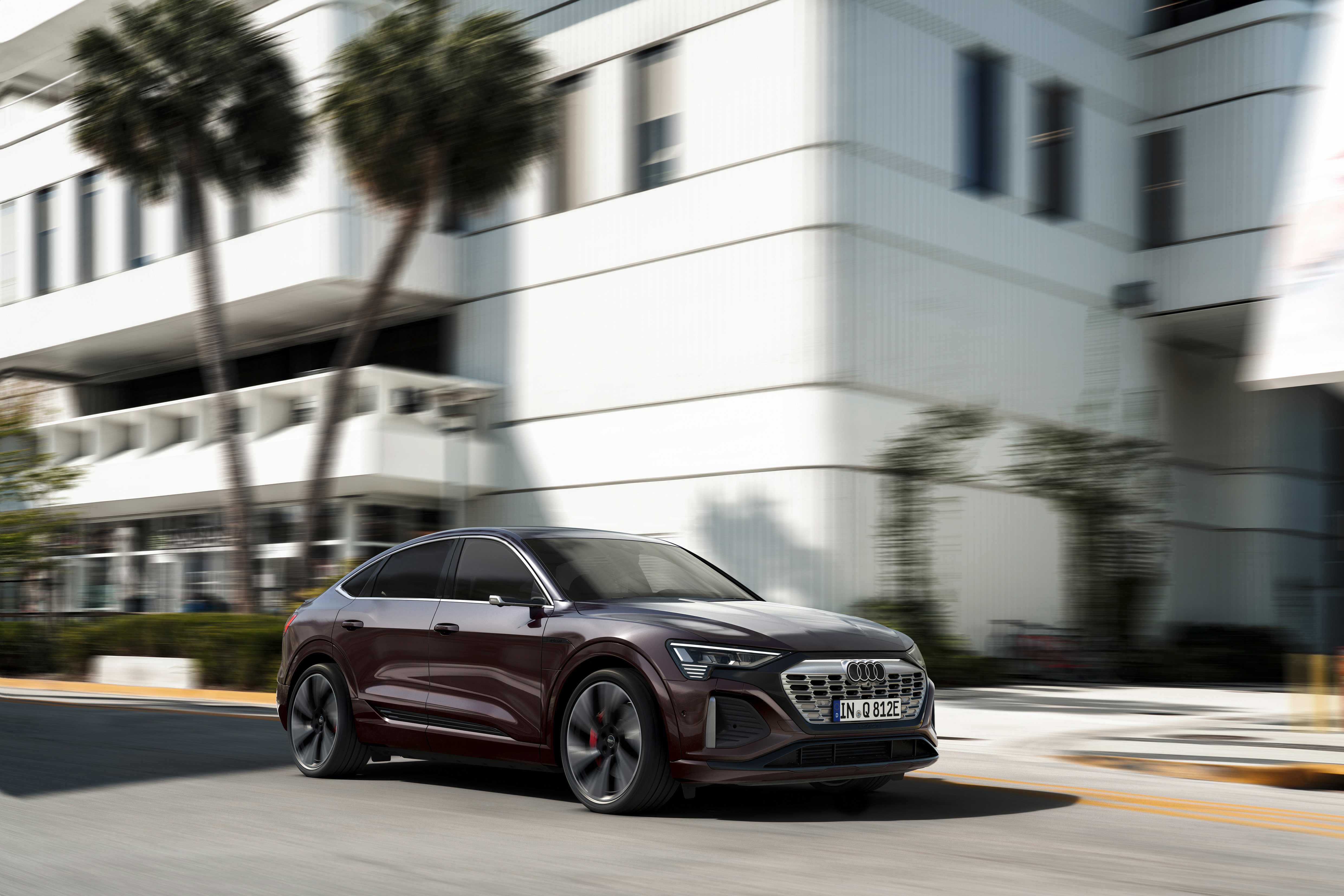 Vehicles Audi Q8 HD Wallpaper | Background Image