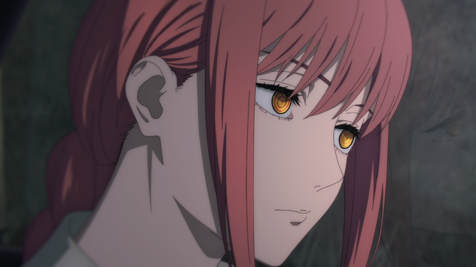 HD anime desktop wallpaper featuring Makima from Chainsaw Man with detailed close-up of her face and intense amber eyes.
