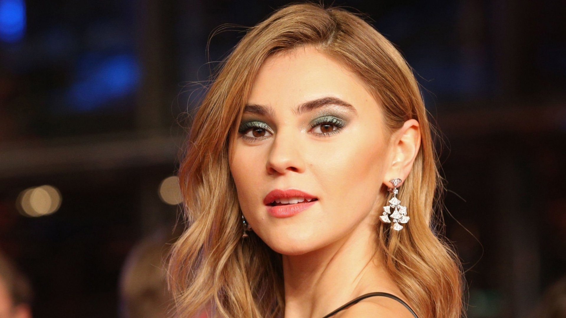 Download German Model Celebrity Stefanie Giesinger HD Wallpaper