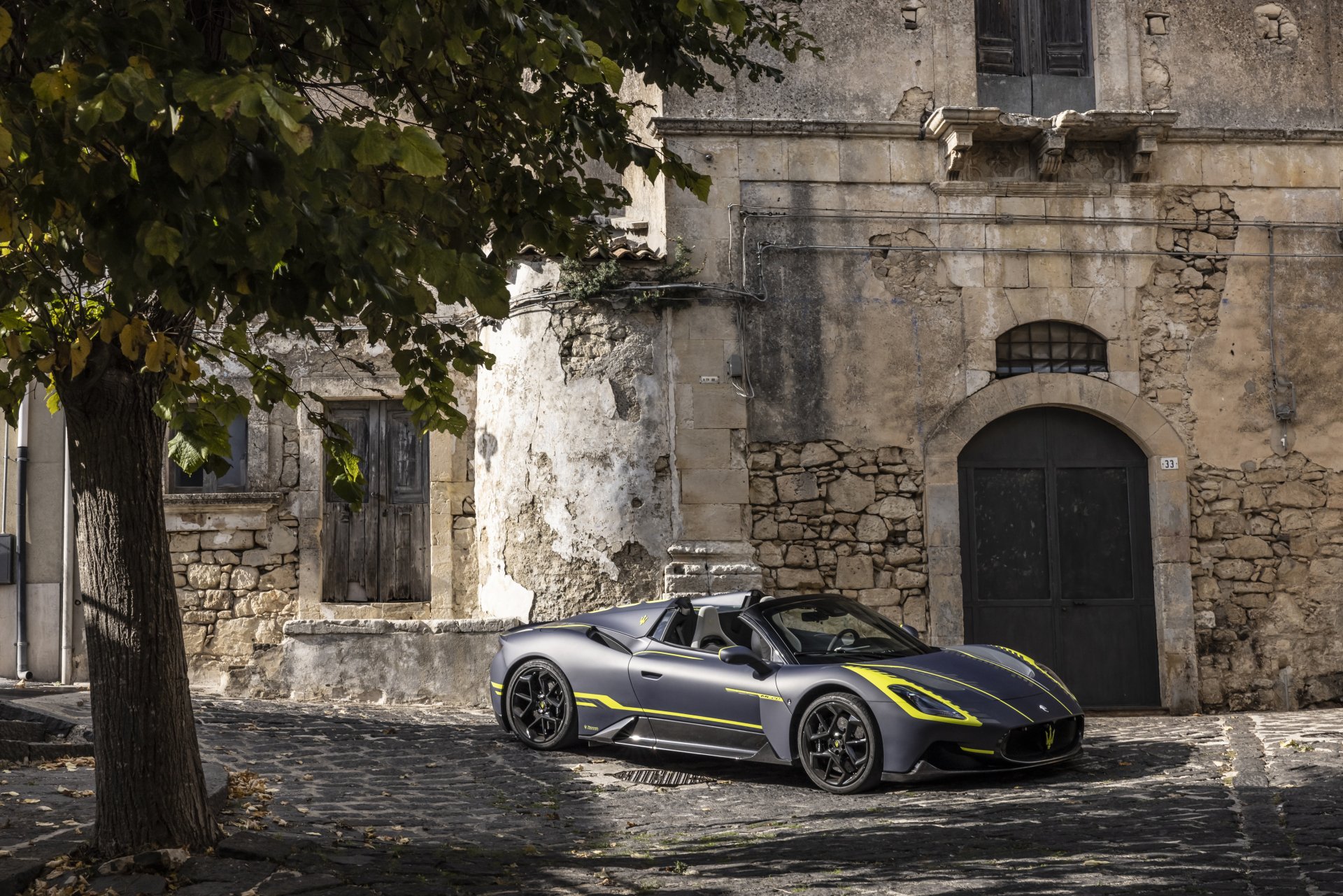 Download Vehicle Maserati MC20 4k Ultra HD Wallpaper