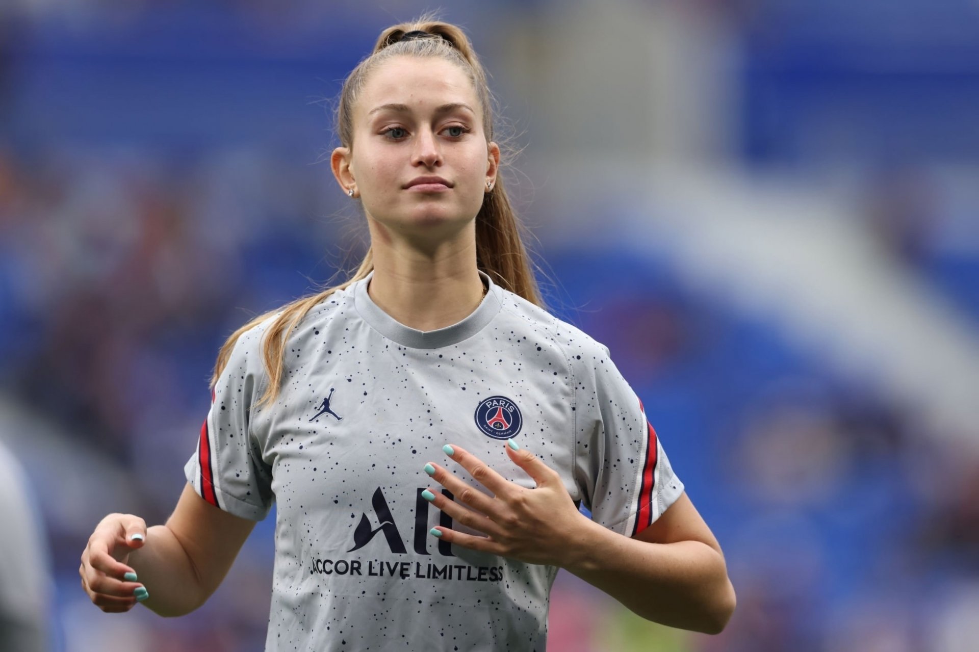 Download Paris Saint-Germain Féminine Jordyn Huitema Sports HD Wallpaper