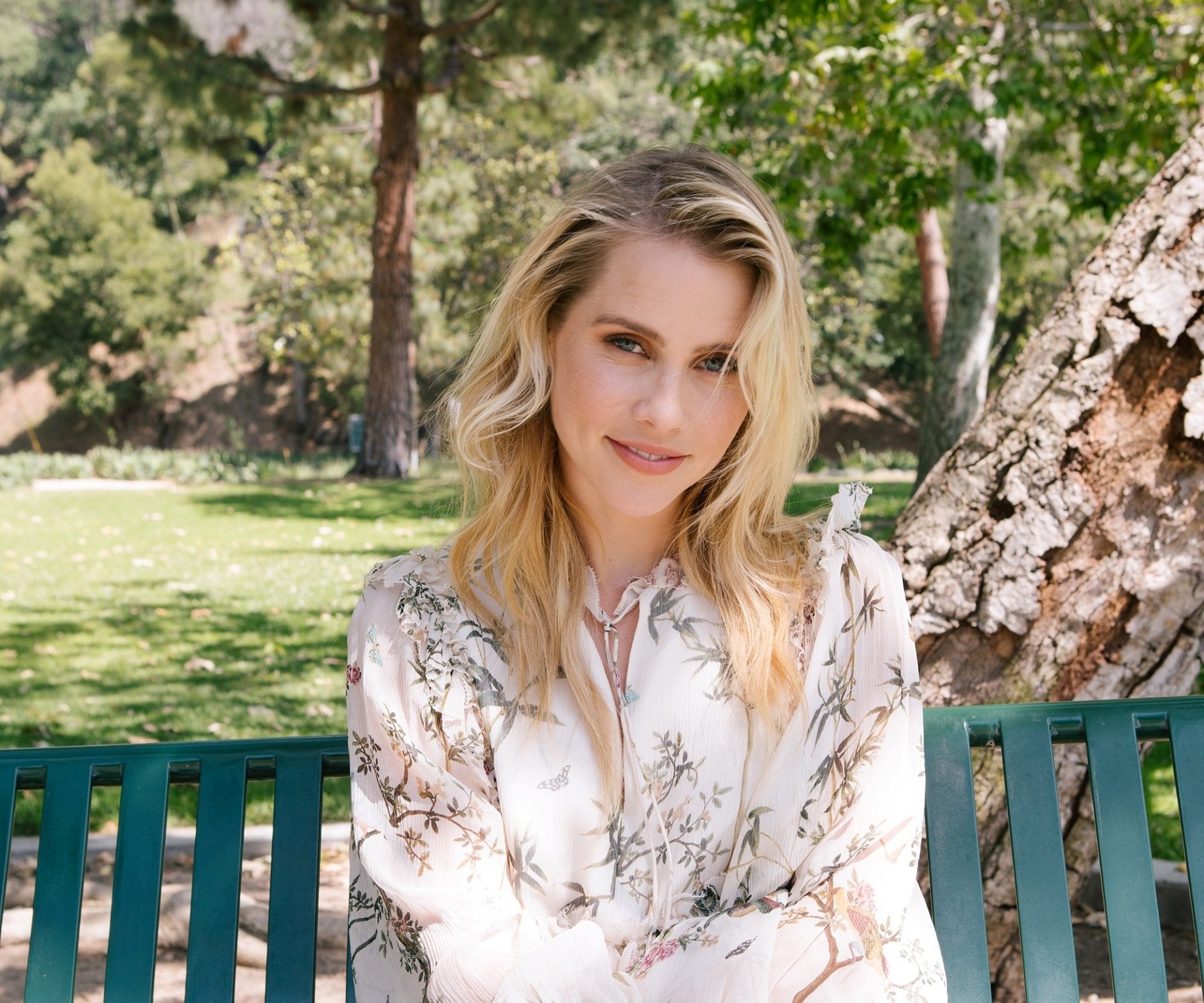 Download Celebrity Claire Holt HD Wallpaper