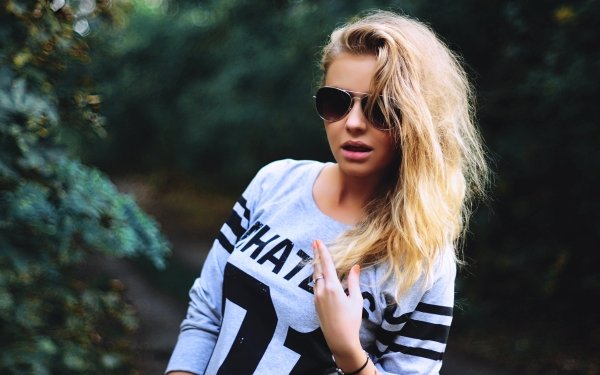 Women Model HD Wallpaper | Background Image