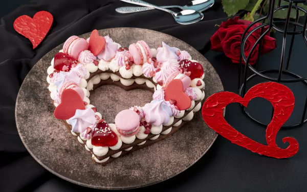 heart-shaped food cake HD Desktop Wallpaper | Background Image