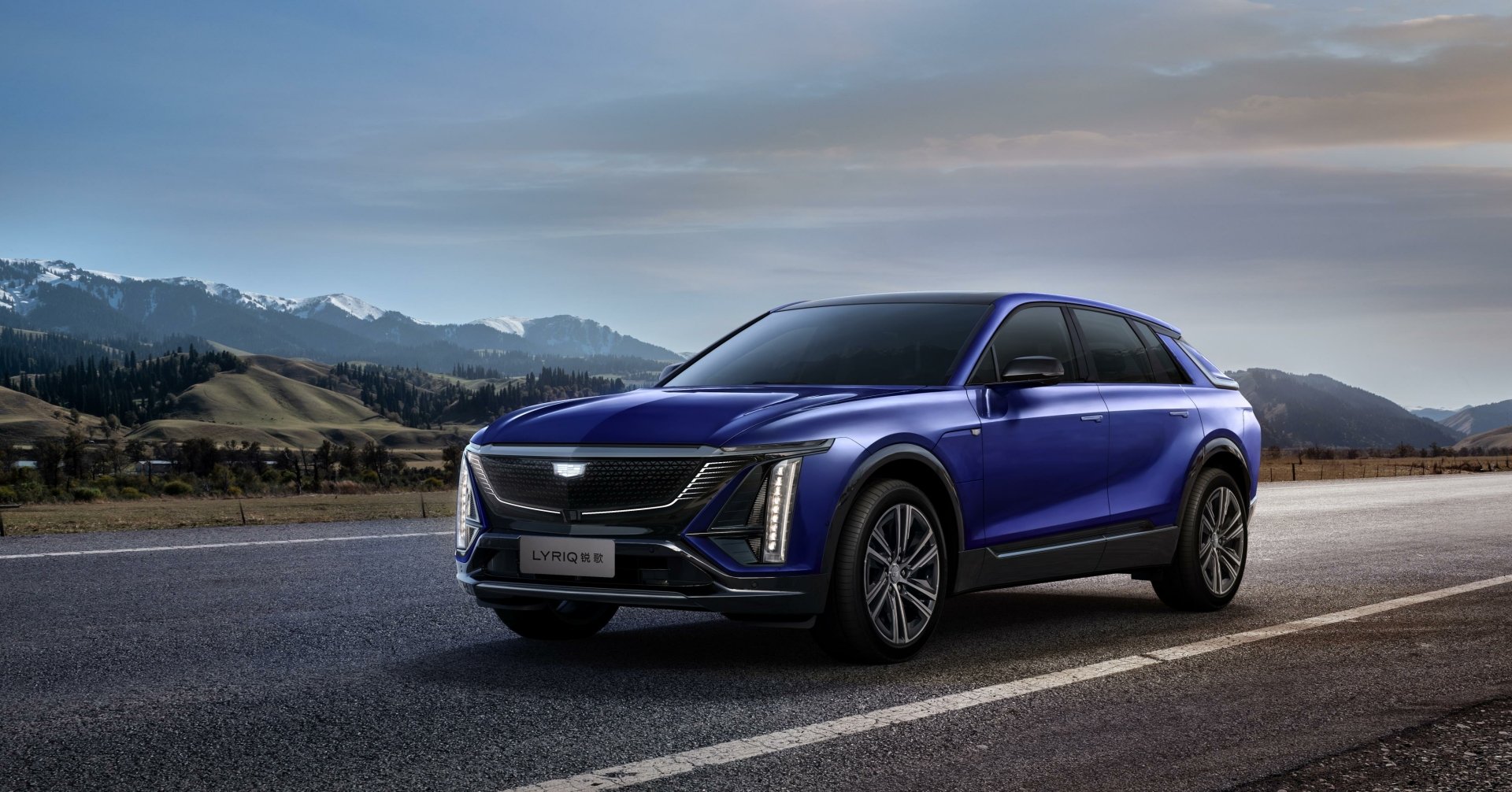 Download Vehicle Cadillac Lyriq HD Wallpaper