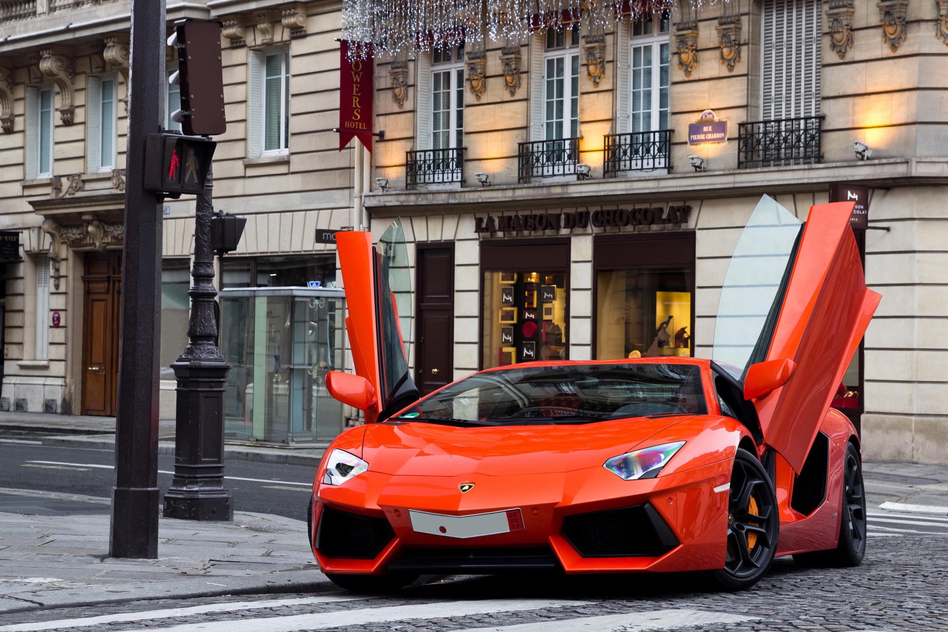 Lamborghini Aventador lp700 красный