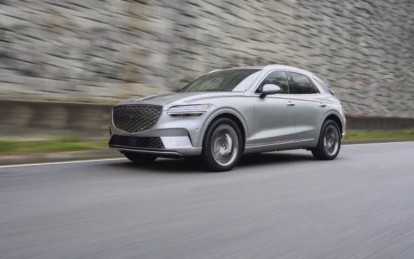 vehicle Genesis GV70 HD Desktop Wallpaper | Background Image