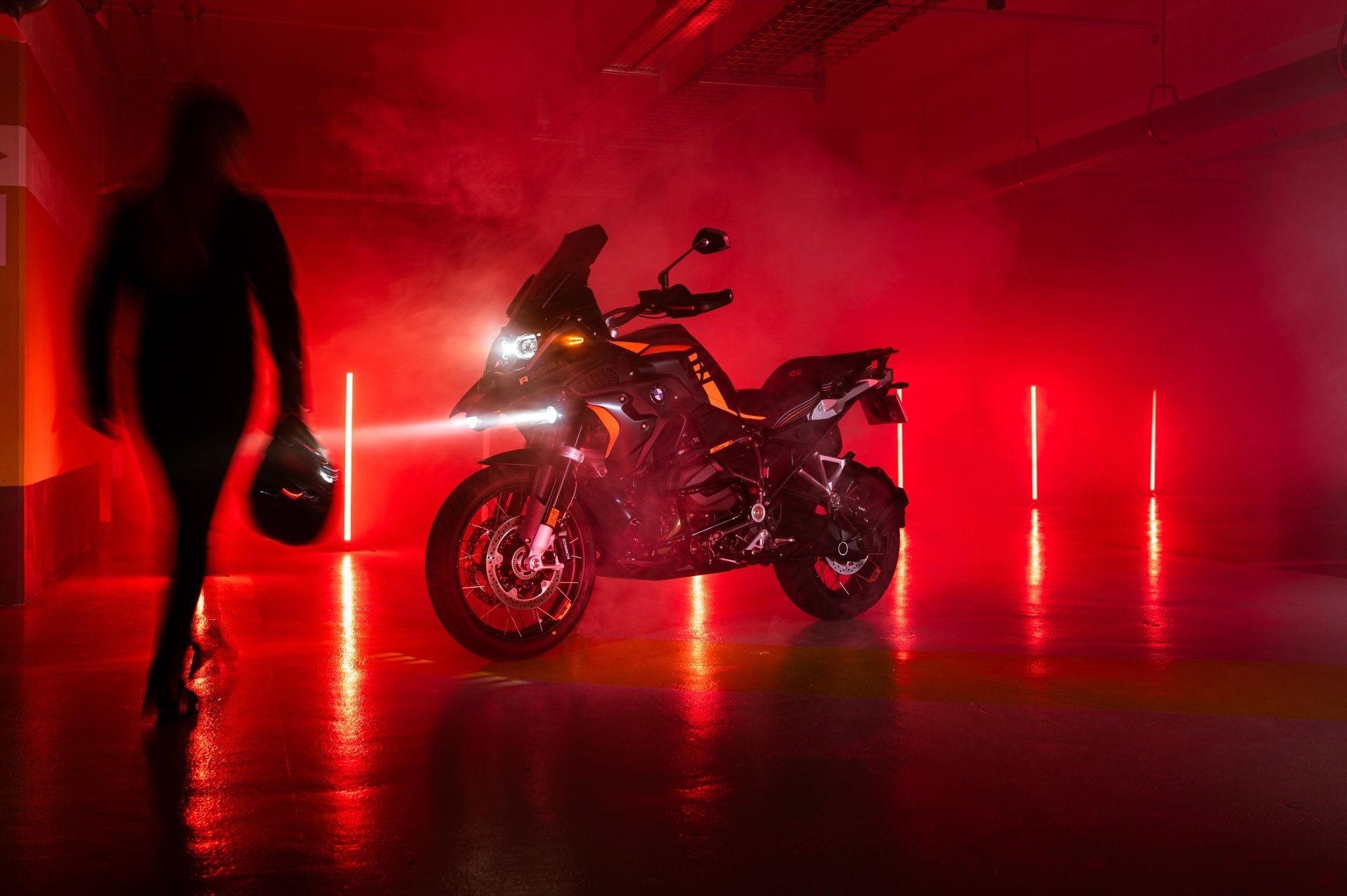 Download Vehicle BMW R1250R 4k Ultra HD Wallpaper