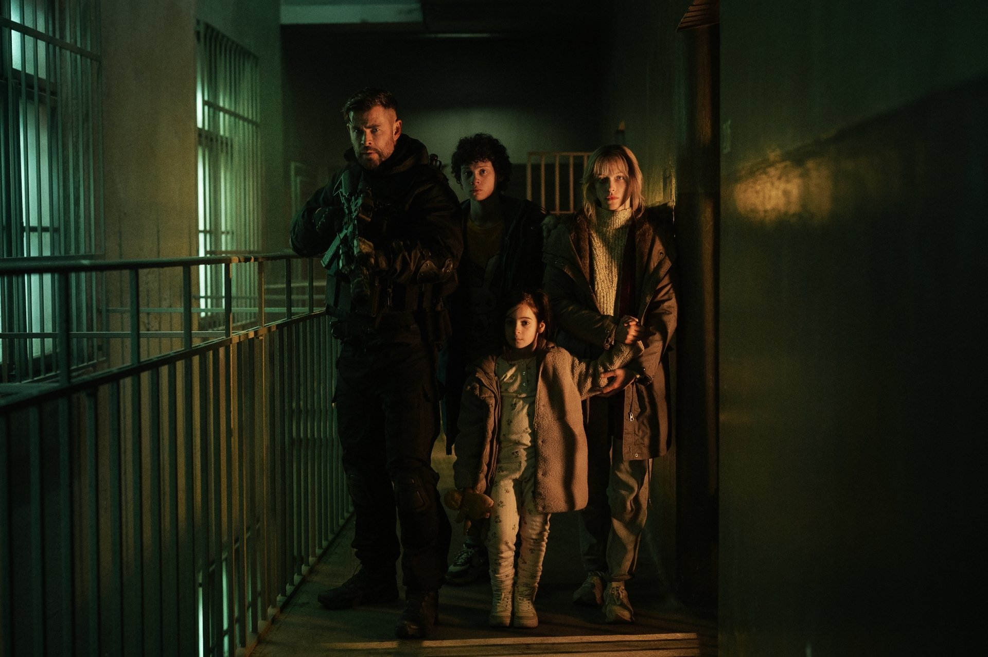Download Movie Extraction 2 HD Wallpaper
