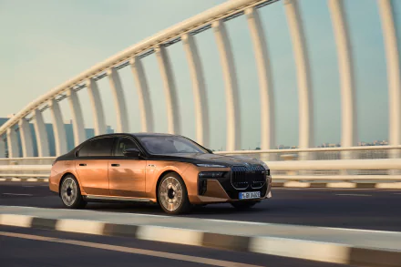 vehicle BMW i7 xDrive60 HD Desktop Wallpaper | Background Image