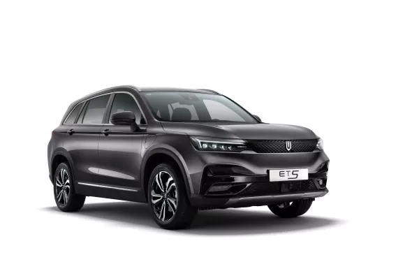 vehicle Skywell ET5 HD Desktop Wallpaper | Background Image