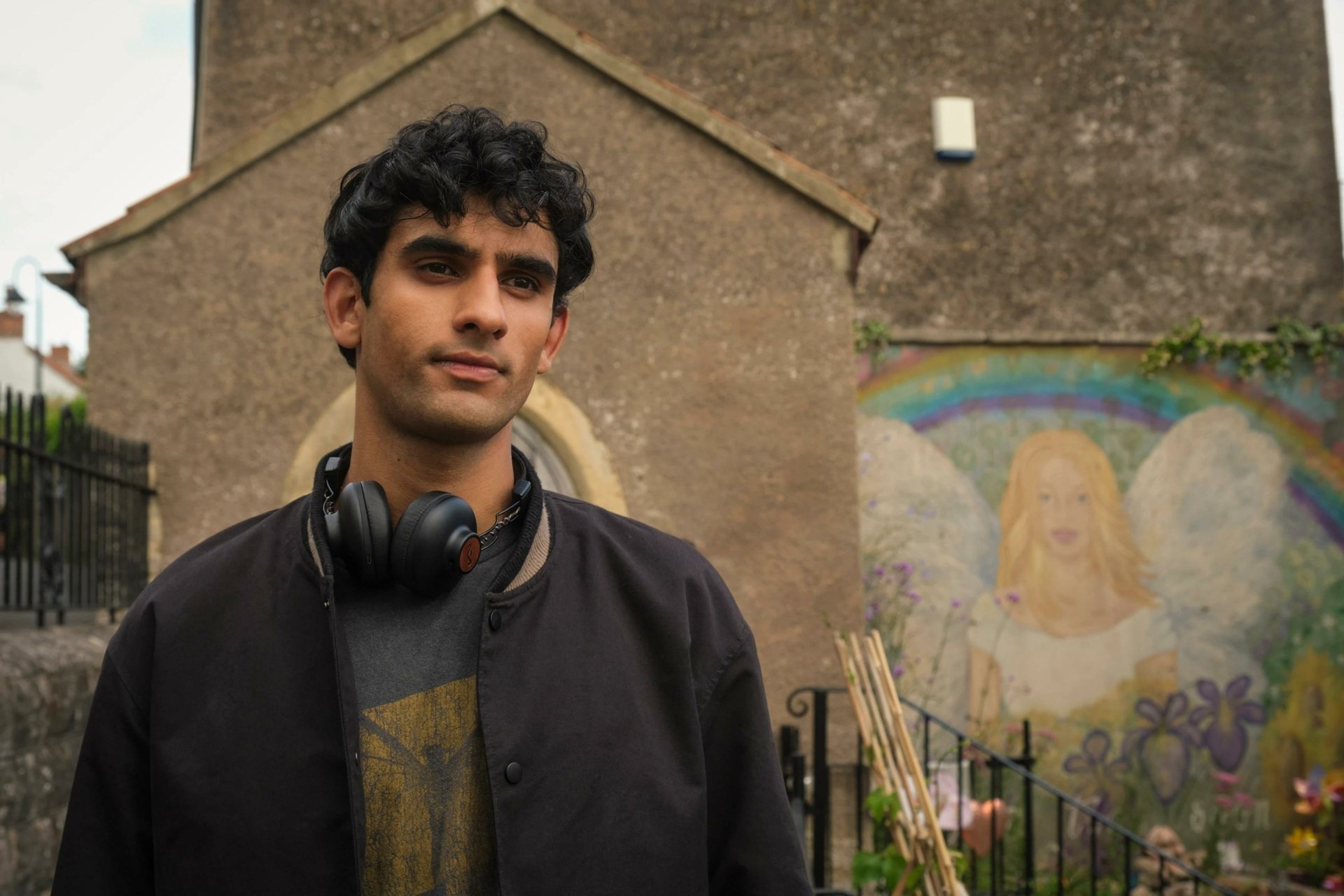 A striking HD desktop wallpaper inspired by the TV show A Good Girl's Guide to Murder, featuring dramatic visuals that enhance your digital space.