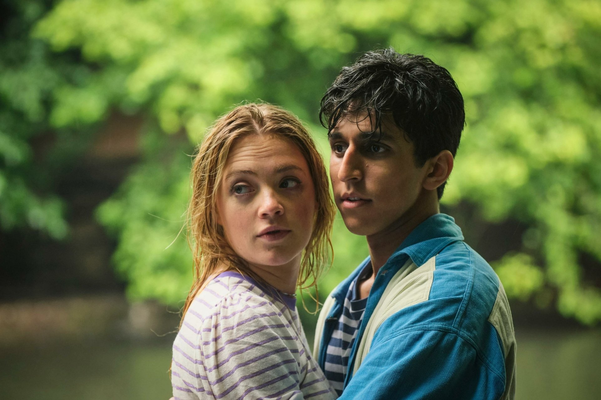 A HD desktop wallpaper featuring themes from the TV show A Good Girl's Guide to Murder, embodying a mysterious and engaging atmosphere.