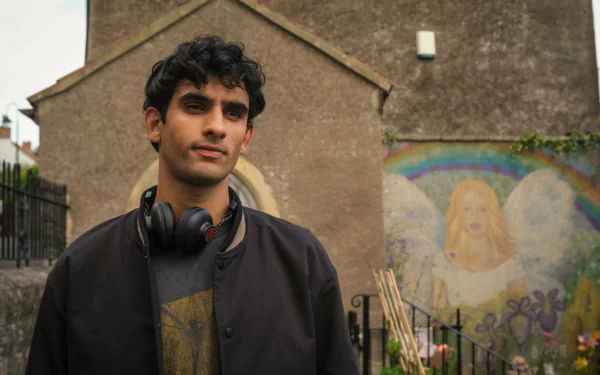 A striking HD desktop wallpaper inspired by the TV show A Good Girl's Guide to Murder, featuring dramatic visuals that enhance your digital space.