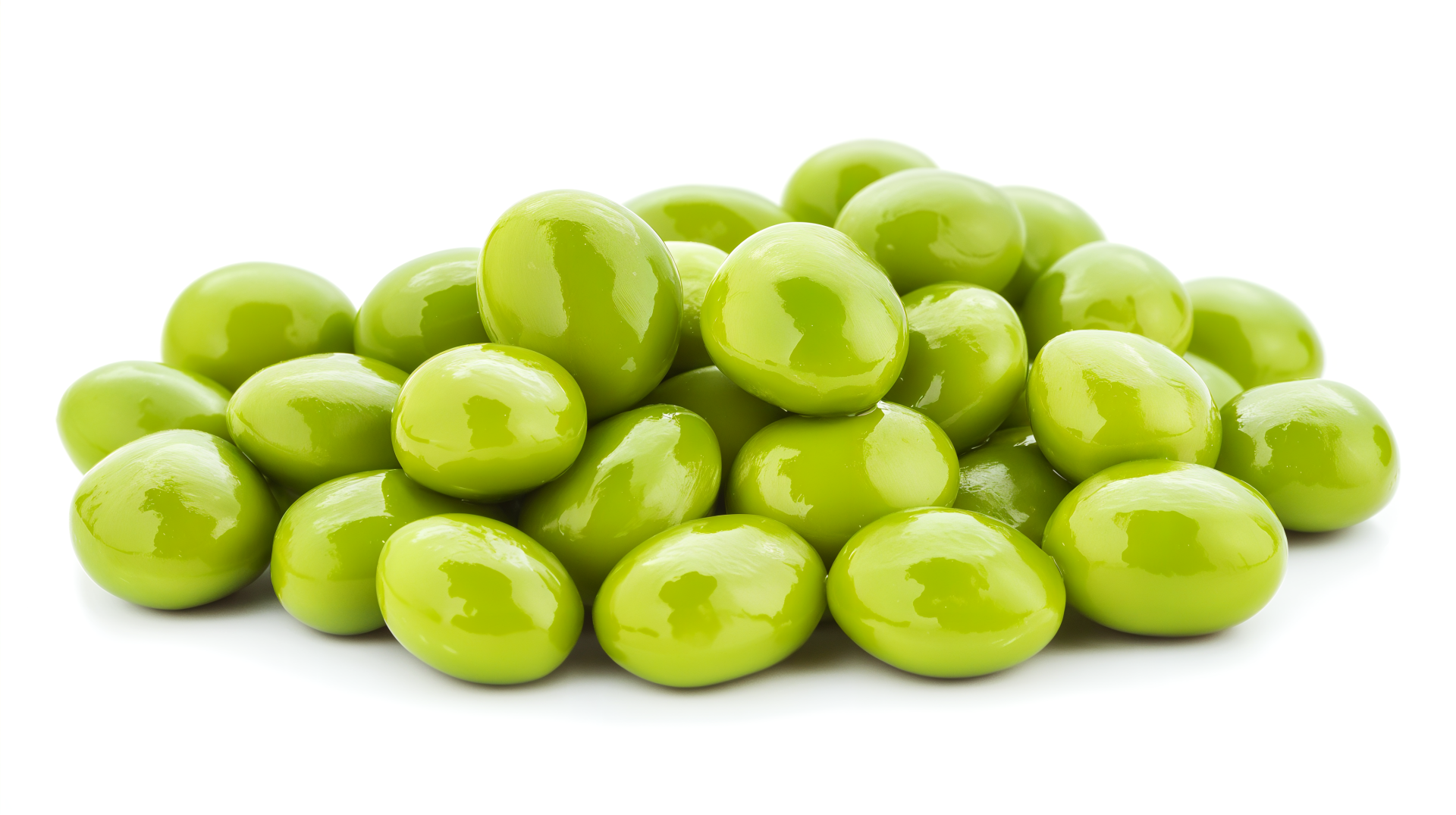 A vibrant pile of fresh edamame beans, showcasing their glossy green skins, set against a clean white background. This image serves as a stunning 4K Ultra HD desktop wallpaper.