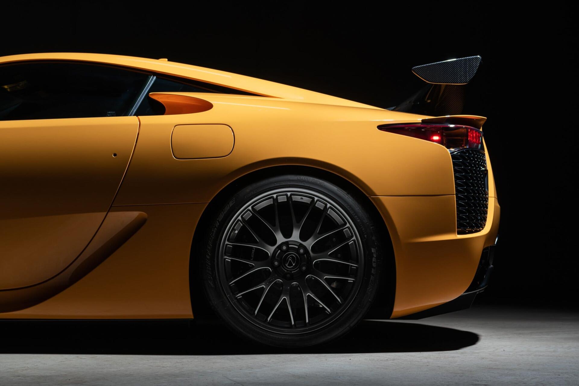 Download Lexus LFA Car HD Wallpaper