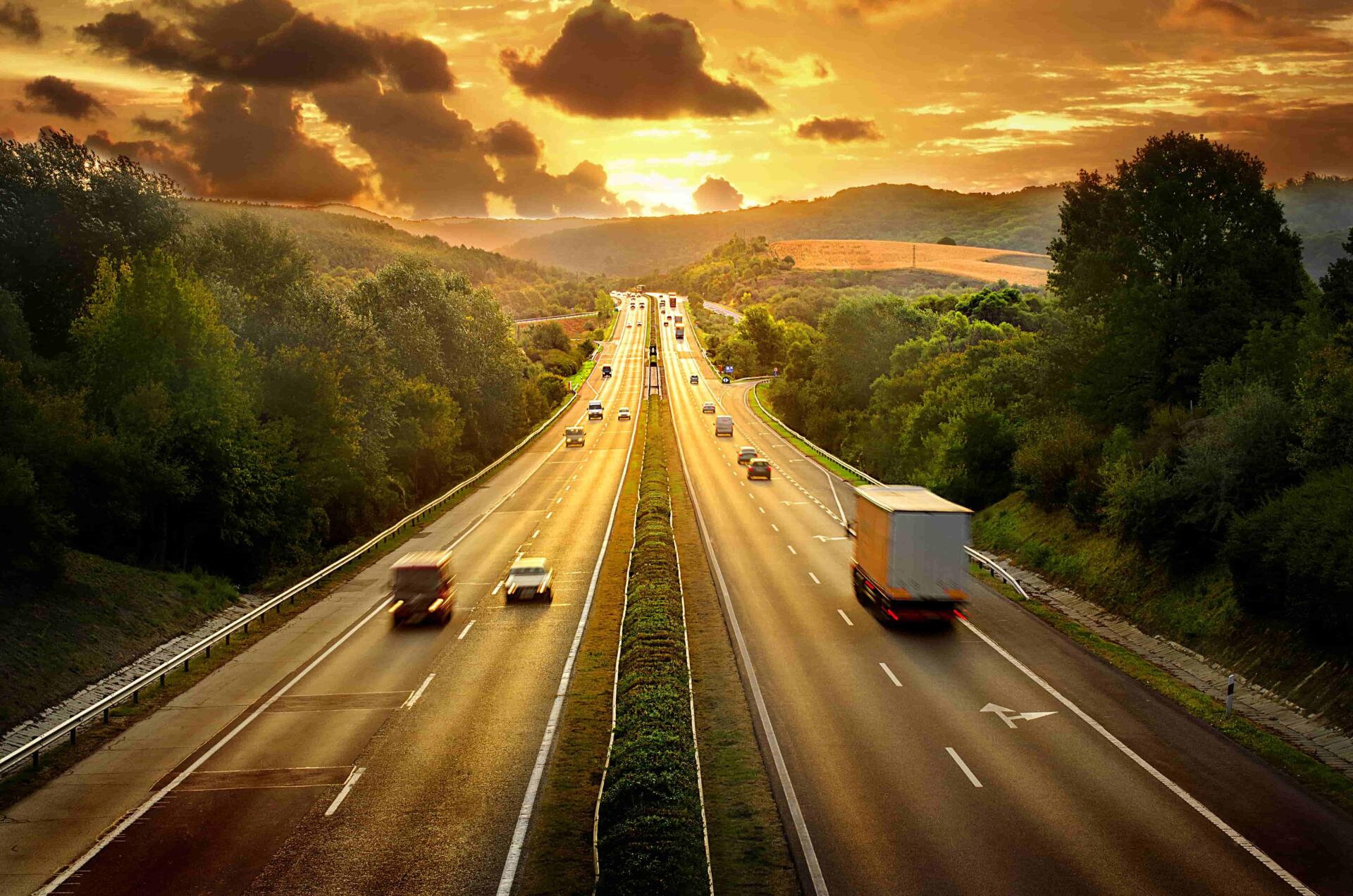 Download Road Sunlight 4k Ultra HD Wallpaper