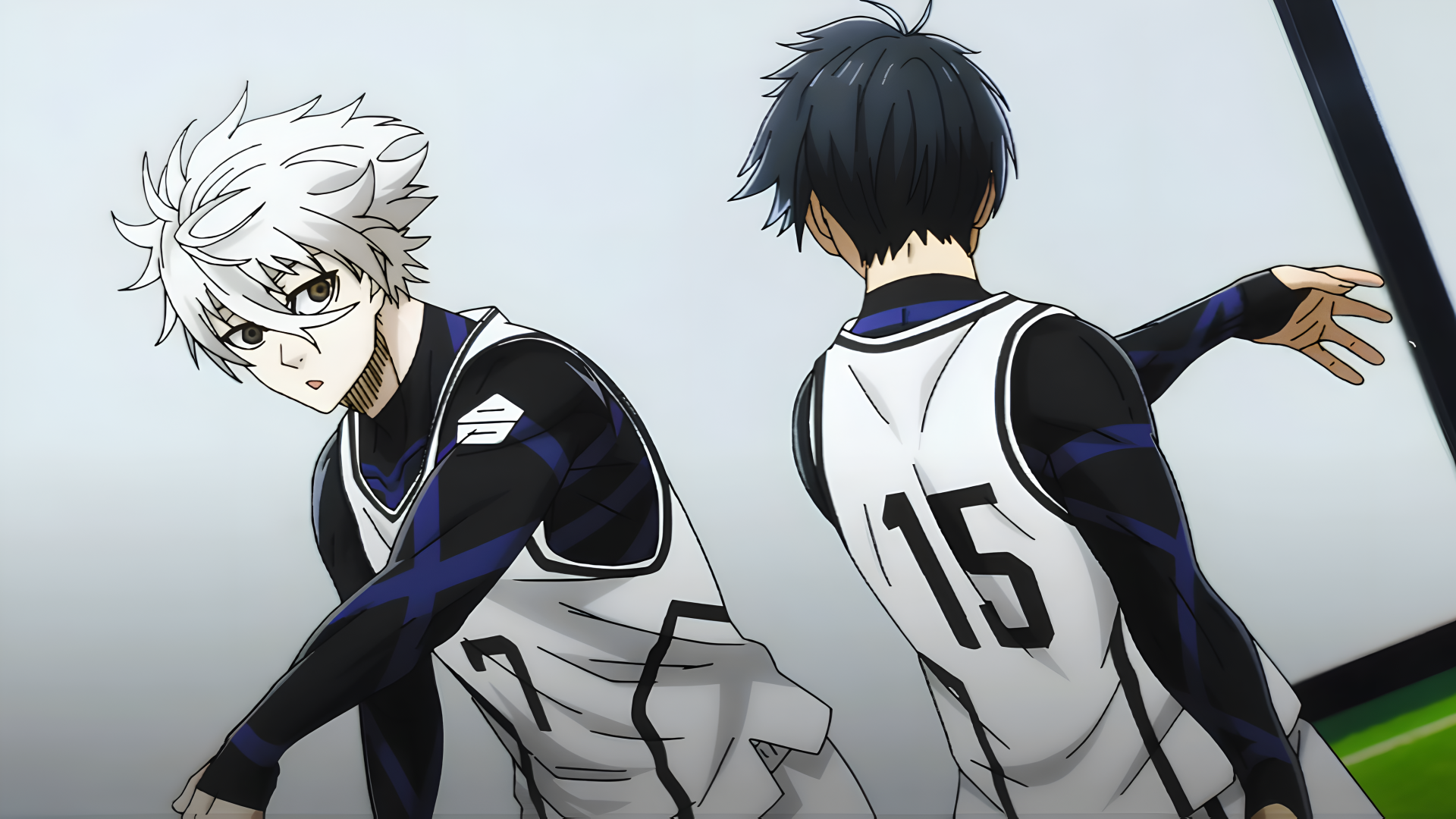 Anime Blue Lock 4K Ultra HD PC desktop wallpaper: Seishiro Nagi (white hair) and Isagi Yoichi (#15) back-to-back in soccer kits, poised to sprint against a pale gray backdrop.