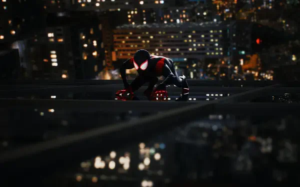 Marvel's Spider-Man 2 4K Ultra HD PC desktop wallpaper: Spider-Man in black-and-red suit crouches on a rooftop beam at night, city lights blurred below.