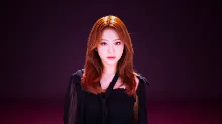 Close-up portrait of a redhead K-pop idol in a black top against a deep magenta backdrop — polished 5K Ultra HD PC desktop wallpaper and background.