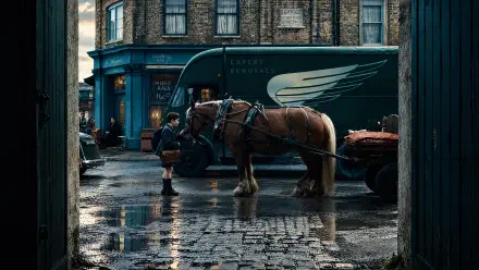 The Chronicles of Narnia: The Magician’s Nephew 4K Ultra HD desktop wallpaper featuring a horse and carriage on a rainy city street.