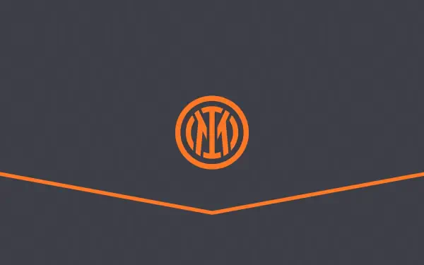Dark gray 2K Quad HD PC desktop wallpaper with an orange Inter Milan circular logo centered above a V-shaped orange accent line.