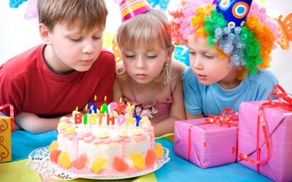 Vacances Anniversaire Enfant Gateau Bougie Happy Birthday Cadeau Fond d'écran HD | Image