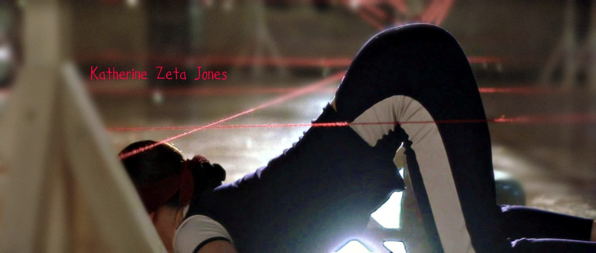 Download Movie Entrapment Wallpaper