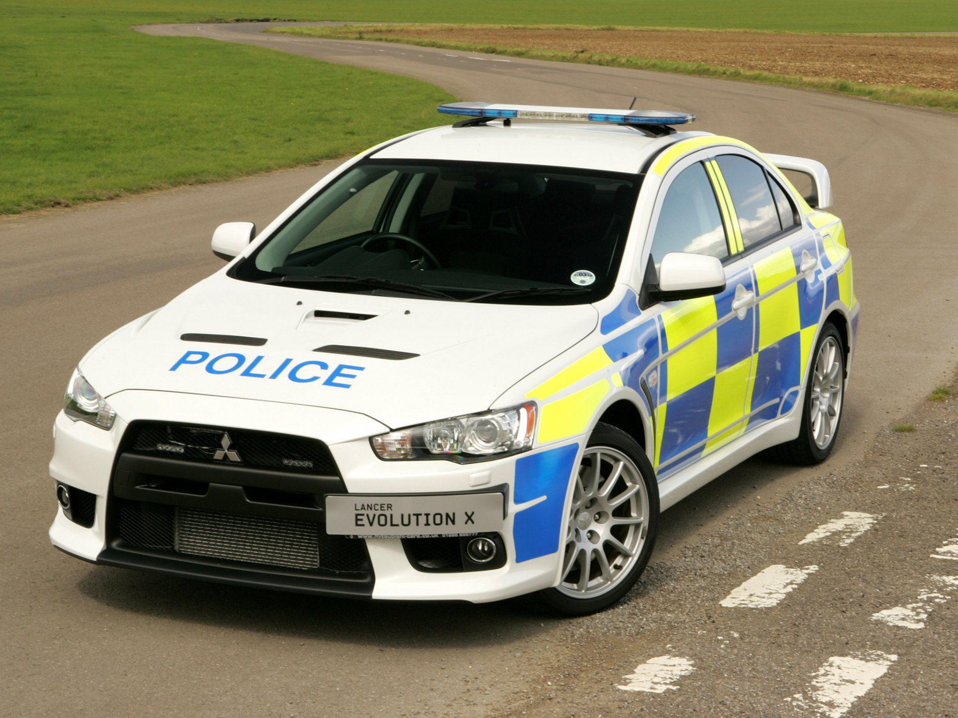 Download Vehicle Police HD Wallpaper