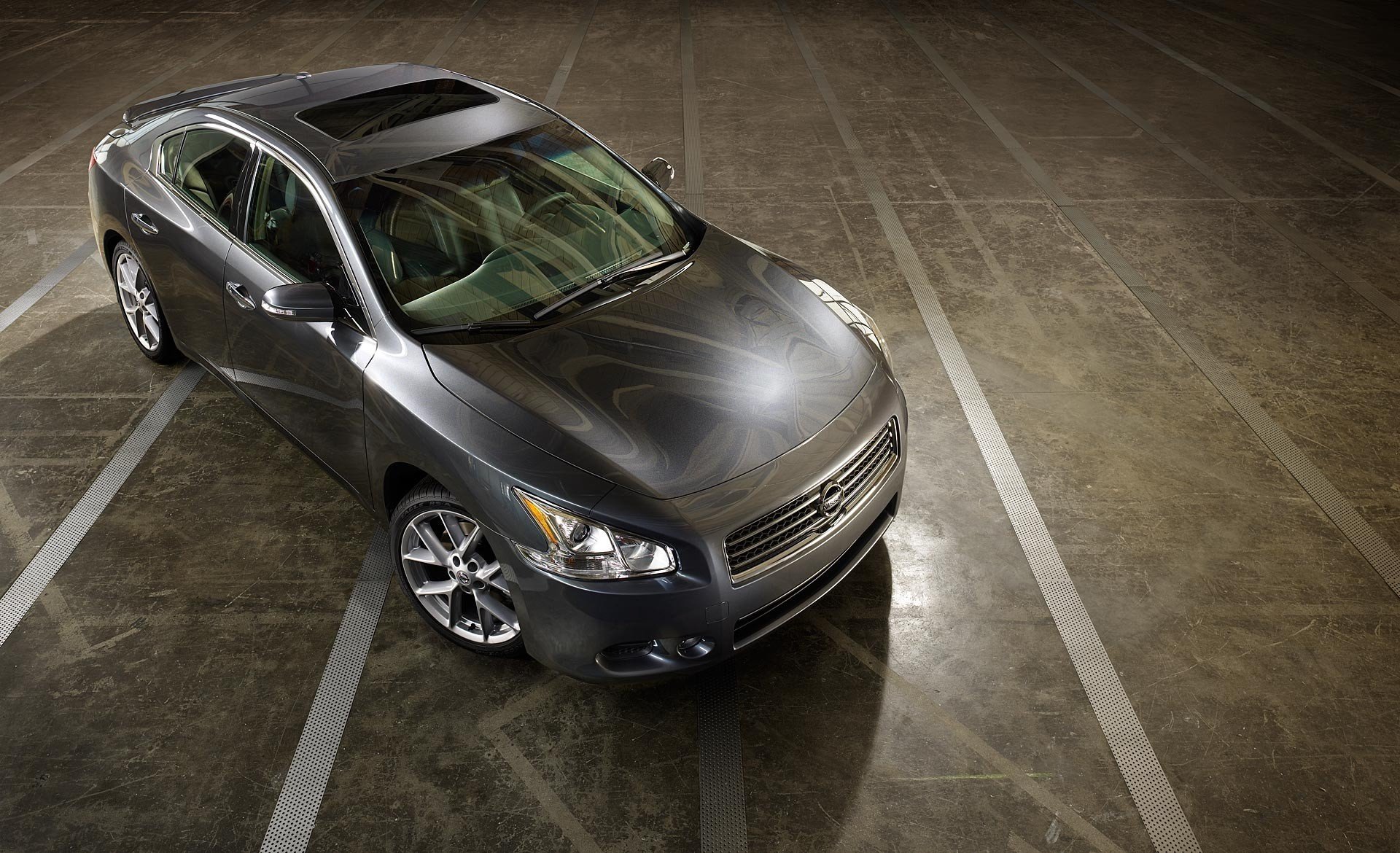 Download Vehicle Nissan HD Wallpaper