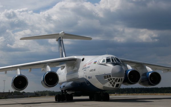 Military Ilyushin Il-76 Military Transport Aircraft HD Wallpaper | Background Image