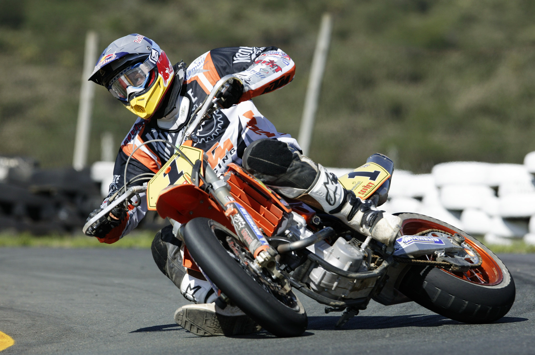 Sports Motorcycle Racing HD Wallpaper | Background Image