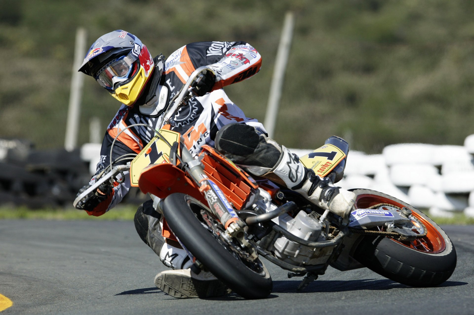 Download Motorcycle Racing Sports HD Wallpaper