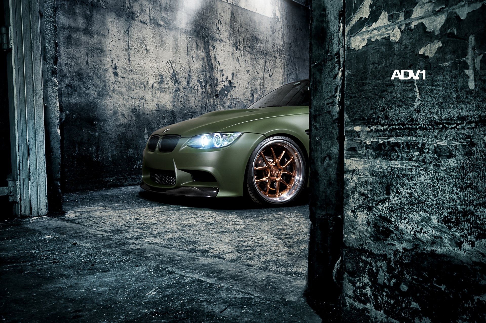 Download Vehicle BMW HD Wallpaper