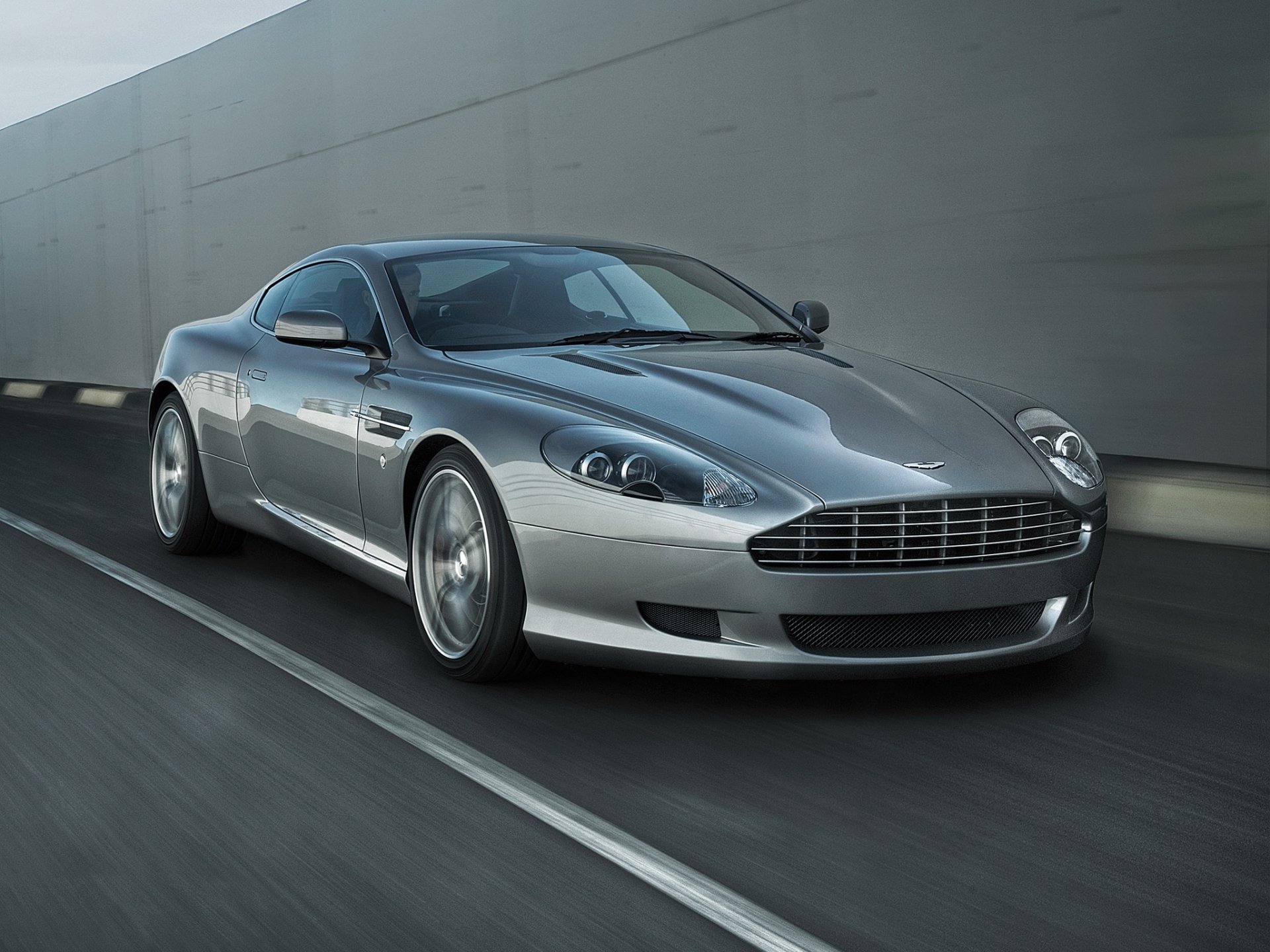Download Vehicle Aston Martin DB9 HD Wallpaper