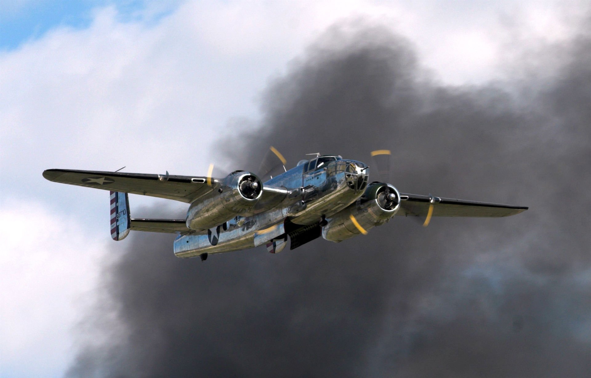 Download Military North American B-25 Mitchell HD Wallpaper