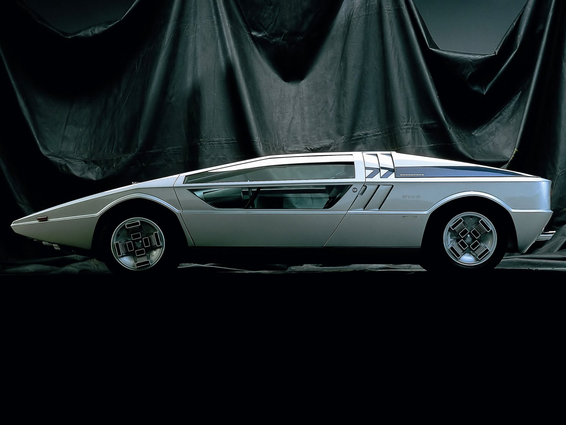 Download Vehicle Maserati HD Wallpaper